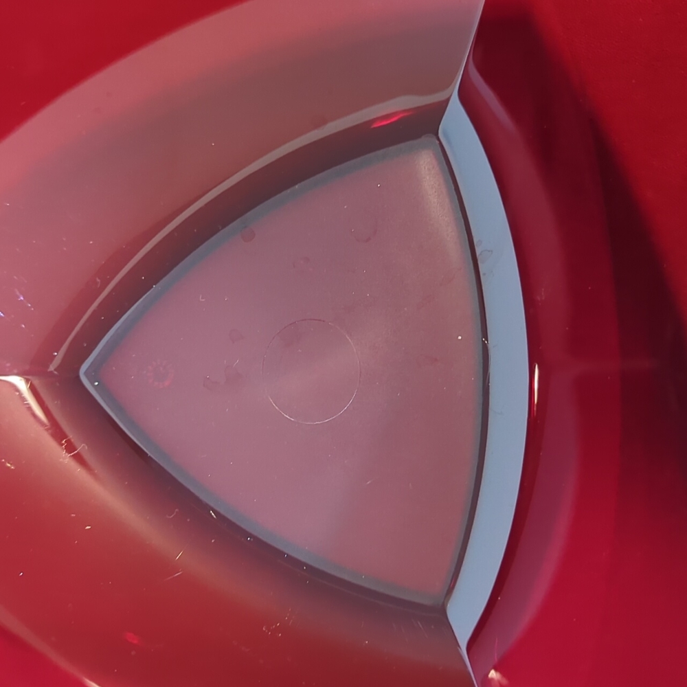 Tupperware Ice Prisms Bowls set of 4 and Ruby Red Triangle Bowl NEW - Picture 7 of 11